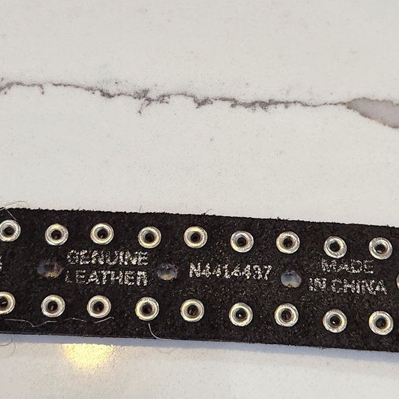 Leather Belt With Cow Hair, Rhinestones & Studs Size 26 - Picture 8 of 8